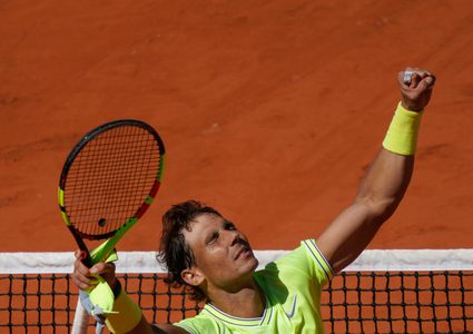 نادال يطيح بـ فيدرر ويصعد إلى نهائي "رولان غاروس"