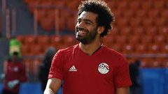 ببغاء يغني لمحمد صلاح أغنيته الشهيرة "الملك المصري"