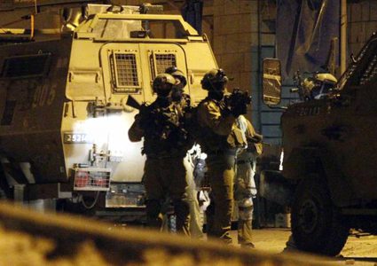 الاحتلال يستولي على 6 مركبات خلال اقتحامه قرية حوسان