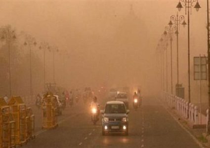 26 قتيلاً جراء عاصفة رميلة شمالي  الهند