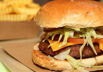 مطاعم أميركية تحتال على الجائعين بـ"البرغر النباتي"