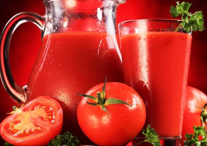 "عصير الطماطم غير المملح" نصيحة مؤكدة من أطباء القلب