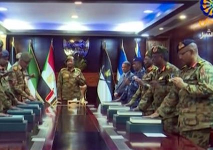 إحالة ضباط بجهاز الأمن والمخابرات إلى التقاعد في السودان