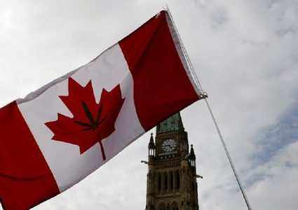 كندي يفتح خزنة بقيت عصية 40 عاما