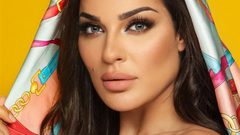بعد ظهور نادين نجيم... شاهدوا فنانة سورية قصّت شعرها "على الصفر"