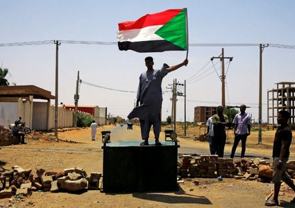 عصيان مدني في السودان حتى تسيلم السلطة