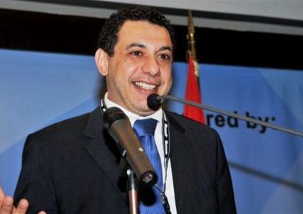 إيران: طلب الرئيس اللبناني الإفراج عن نزار زكا قيد الدراسة