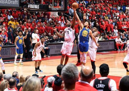 وريورز "ينجو" بفارق نقطة.. ويفقد دورانت مجددا