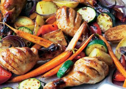 صينية دجاج بالخضار بالفرن