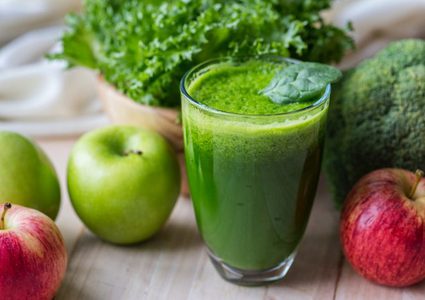 8 أطعمة تخلصك من رائحة الفم الكريهة