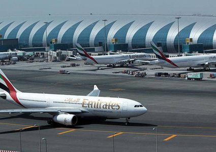 "قرار مهم" من مطارات دبي بشأن المنتجات البلاستيكية