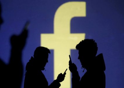 انخفاض حاد بأسهم فيس بوك بسبب "إيميلات" داخلية خطيرة..