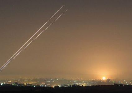 لا إصابات .. طائرات الاحتلال تقصف غزة