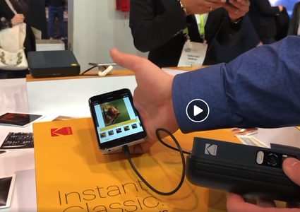 طابعة تدمج مقاطع الفيديو في الصور الرقمية