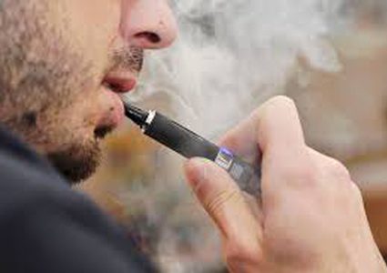 إدارة الغذاء والدواء الأمريكية تفرض رقابة على السجائر الإلكترونية