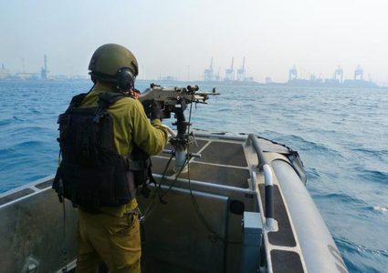 الاحتلال يفرض حصاراً بحرياً شاملاً على بحر قطاع غزة