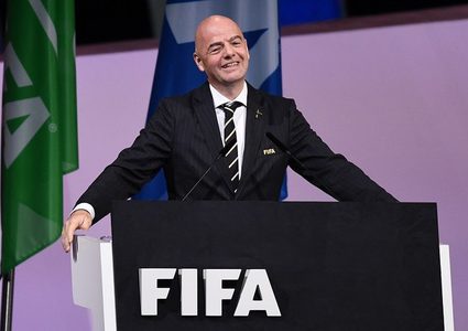 إنفانتينو يقر بوجود مشاكل في الاتحاد الإفريقي لكرة القدم