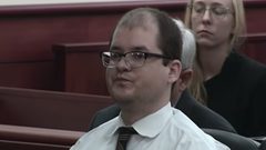 القضاء الامريكي يحكم بالاعدام على قاتل ابنائه الخمسة