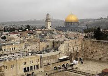 طابع بريد أردني يحمل شعار "القدس عاصمة فلسطين"