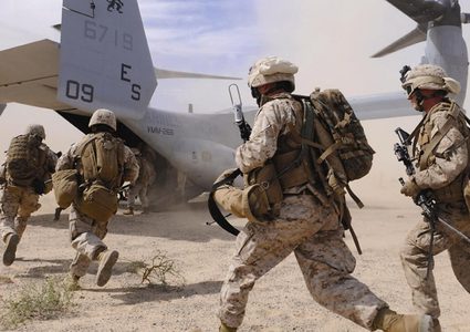 قصف قاعدة بها مستشارين أمريكيين في العراق