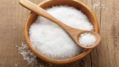 5 طرق سهلة لخفض استهلاك الملح في الطعام