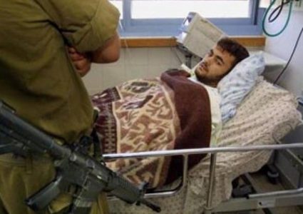 تقرير  للهيئة يوثّق معاناة عدد من الأسرى المرضى في سجون الاحتلال