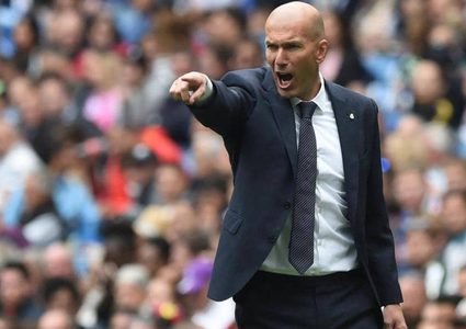 12 لاعبا في 22 يوما.. تحد عسير في مواجهة زيدان