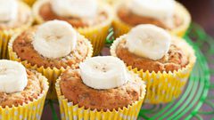 كب كيك القرفة والموز