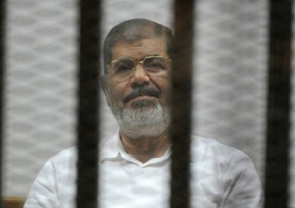وفاة الرئيس المصري الأسبق محمد مرسي أثناء محاكمته