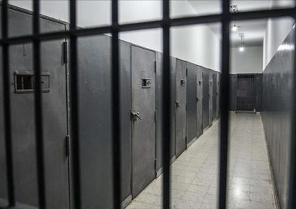 الاحتلال يخصص حافلات لنقل الأسيرات