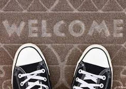 دراسة: الدخول بالأحذية المتسخة للمنزل يحمي الأطفال من الربو