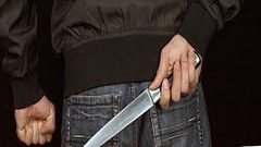 شاب يقتل أخته بسبب "ديلفري"