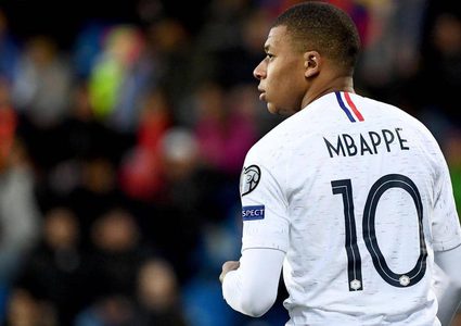 ليفربول يقترب من مبابي.. والدليل "ليبرون جيمس"