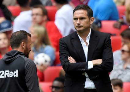 لامبارد يقترب من قيادة تشيلسي