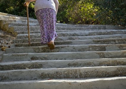 دراسة:نقص فيتامين"ك" يزيد من خطر الاصابة بالعجز الحركي لدى الكبار