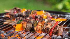 ما هي خطورة شوي اللحم على الفحم ؟