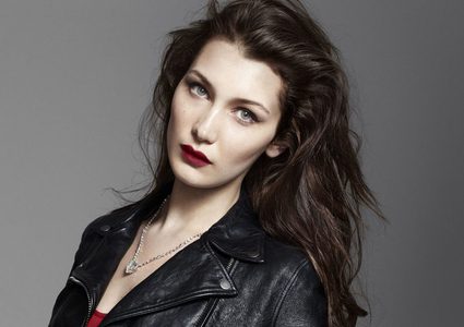 بيلا حديد تعتذر من الممكلة العربية السعودية والإمارات