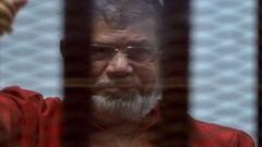الغارديان: وفاة مرسي أمر صادم لأنه كان متوقعاً