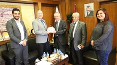 الأستاذ الدكتور ماهر النتشة يستقبل ممثل دولة الإكوادور