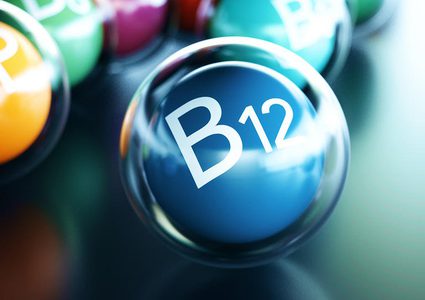 كيف يؤثر نقص فيتامين بي 12 في جسمِك
