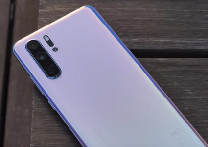 "هواوي" تطلق نسخا مميزة من P30 الشهير