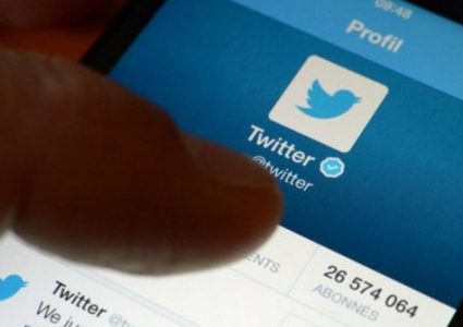 ثغرة أمنية تضع مستخدمي "تويتر" في موقف محرج