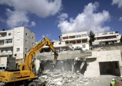 "لجنة الدفاع عن البيوت" في صور باهر تحذر من امتداد قرارات الهدم