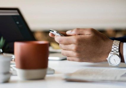 تحذير مخيف للجميع ساعتك ونضارتك قنبلة بكتيريا