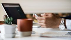 تحذير مخيف للجميع ساعتك ونضارتك قنبلة بكتيريا