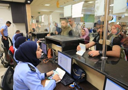 معبر الكرامة :56 ألف مسافر تنقلوا الأسبوع الماضي