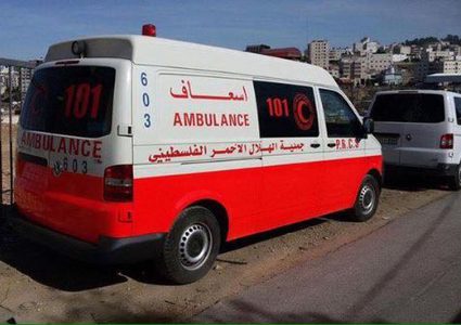 إصابة فتاة بجروح وكسور في حادث دهس بنابلس