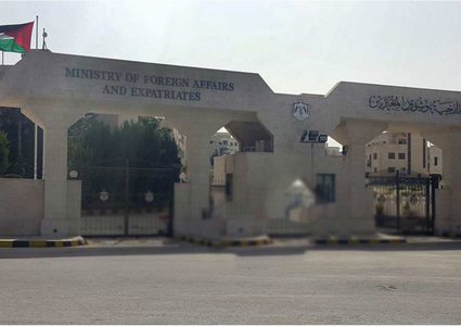 وصول الأردني المحتجز لدى الحوثيين الى المملكة