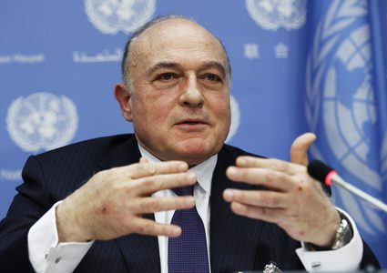 بشارة: الفلسطينيون يحتاجون للسلام وليس ورشات اقتصادية