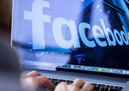 القبض على سيدة سرقت حساب رسمي عبر الفيس بوك